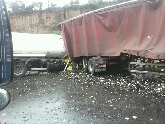 Caminhoneiro de Campo do Brito morre em acidente na BR 101 na Bahia
