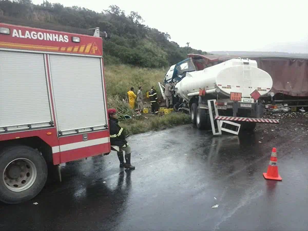 Caminhoneiro de Campo do Brito morre em acidente na BR 101 na Bahia