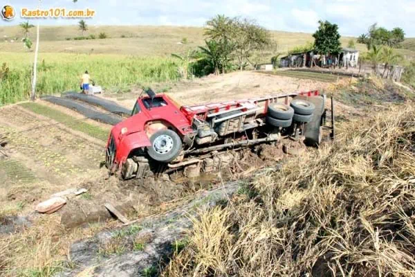 Acidente Caminhoneiro Campo do Brito