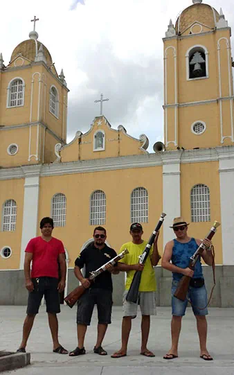 Membros do Grupo de Bacamartes de Japaratuba visita Campo do Brito